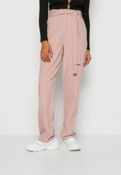 Pieces PCBOSS PAPERBAG STRAIGHT PANTS - Stoffhose - Woodrose