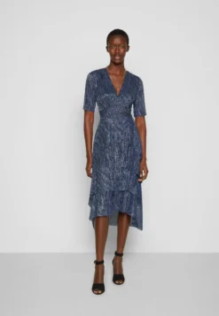 Maje RUFFINI - Cocktailkleid/festliches Kleid - Marine 9 Maje RUFFINI - Cocktailkleid/festliches Kleid - Marine -Angebote Stil Tage Store 3452ad0e9d3f43f8b5db23de96035ae3