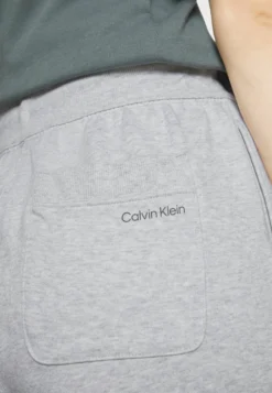 Calvin Klein Performance WIDE LEG CROPPED PANTS - Jogginghose - Athletic Grey Heather -Angebote Stil Tage Store 40e3a324228946c69b2d11ff06a9403a