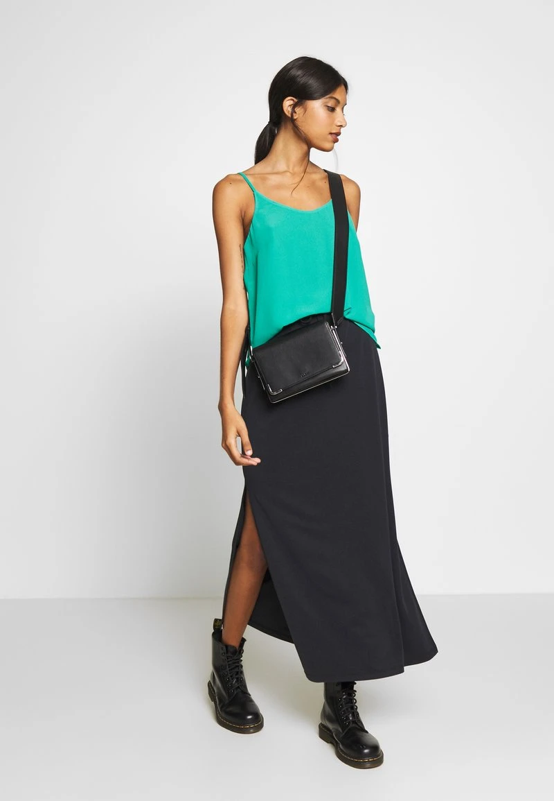 MbyM FLORRIE - Maxirock - Black 2 MbyM FLORRIE - Maxirock - Black - Image 2