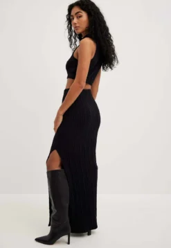 NA-KD STRUKTURIERTER MIT SCHLITZDETAIL - Maxirock - Black -Angebote Stil Tage Store 4c797b01181c491f8b9377e88fffdc9f