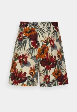 ONLY ONLIZABELL BERMUDA SHORTS - Shorts - Ecru