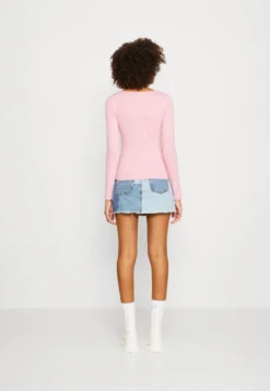 Monki Langarmshirt - Pink -Angebote Stil Tage Store 566f61d2360444ca87e74bf63482e0bc