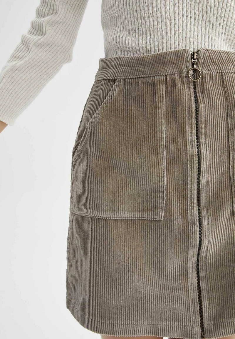 DeFacto A-Linien-Rock - Beige 4 DeFacto A-Linien-Rock - Beige - Image 4