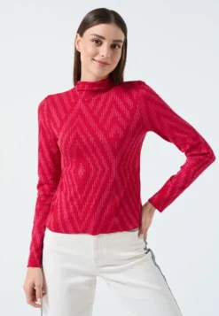 Straight Fit Turtleneck Long Sleeved - Bluse - Red