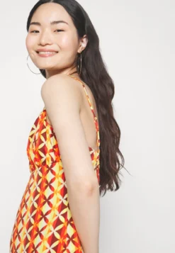 Noisy May Petite NMRUE STRAP MINI DRESS - Freizeitkleid - Pastel Yellow -Angebote Stil Tage Store 5b9175fa2b024be58a8118cac507beb7