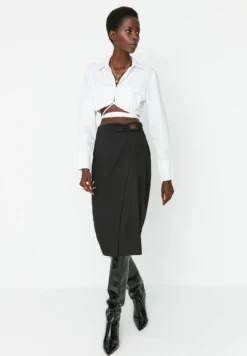 Trendyol ROK CASUAL COMFORT - Bleistiftrock - Black