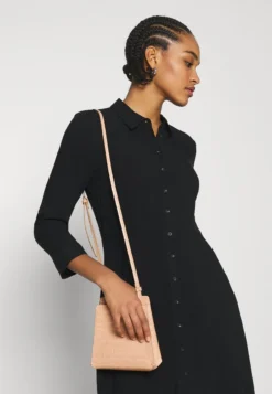 YASSAVANNA LONG SHIRT DRESS - Maxikleid - Black 9 YASSAVANNA LONG SHIRT DRESS - Maxikleid - Black -Angebote Stil Tage Store 69e4826f1bba4598a277a2a9480360a8