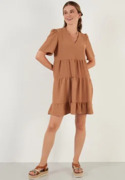 LELA LOOSE FIT - Freizeitkleid - Light Brown 11 LELA LOOSE FIT - Freizeitkleid - Light Brown -Angebote Stil Tage Store 6ada9053ea4d450484006289b953eb14