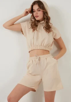 LELA TWO PIECE SET - REGULAR FIT - Shorts - Stone Colored -Angebote Stil Tage Store 6af70af6f68249db9187a49d4bb13d7e