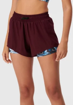 REGULAR LEG - Shorts - Bordeaux