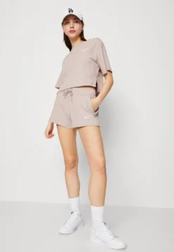 Nike Sportswear Shorts - Diffused Taupe -Angebote Stil Tage Store 79f50e9491a44443b8fe7627de7af505