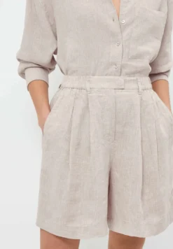 Oysho BERMUDA - Shorts - Beige