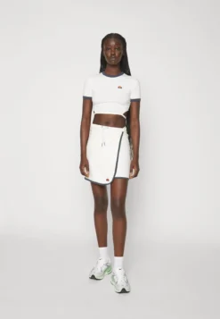 Ellesse SLOU SKIRT - A-Linien-Rock - Off-white -Angebote Stil Tage Store 886dfb7ebeb5472f90f19f123fb8cca4