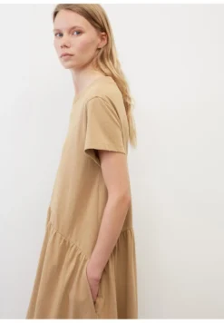 Marc O'Polo DENIM DRESS T-SHIRT STYLE HEAVY RAW RUFFLES - Jerseykleid - Bright Chestnut -Angebote Stil Tage Store 8b55c21bcc154e79bf8b3db14f629eb9