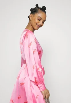 LOBSTER MAXI DRESS - Maxikleid - Pink -Angebote Stil Tage Store 8e22731d4dd54d94a4963c390de7f568