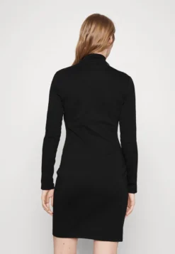 Hugo NINETTA - Freizeitkleid - Black 9 Hugo NINETTA - Freizeitkleid - Black -Angebote Stil Tage Store 8e5ca1533bdb438ca89b23e5cf210bab