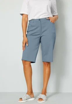 BERMUDA - Shorts - Hellblau