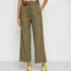 JDYSAY BELT PANT - Stoffhose - Kalamata