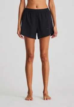 STELLA - Shorts - Black