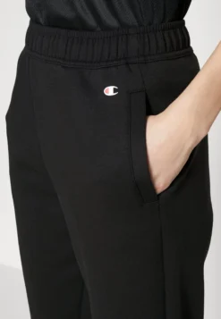 Champion LOOSE CROPPED JOGGER - Jogginghose - Black -Angebote Stil Tage Store c5ef6bd5f54841fe8fdeeb833945000f