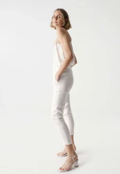 SLIM CROPPED - Chino - Beige -Angebote Stil Tage Store c6d8083dea6f44f9ae48b524d9e5d067