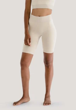 SEAMLESS CYCLING - Shorts - Natur