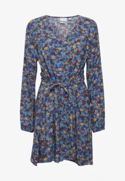 ICHI VERA - Freizeitkleid - Blithe Flower -Angebote Stil Tage Store d5c50c58cfee42ab82b7c0f5651f5c18