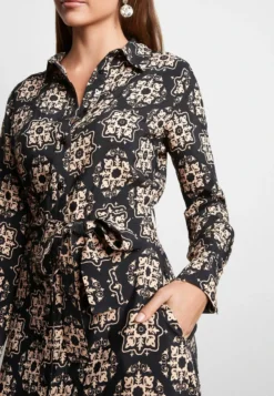 Next STANDARD - Blusenkleid - Black Geo Border