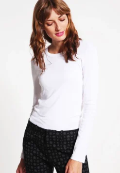 PETIT BATEAU Langarmshirt - Ecume