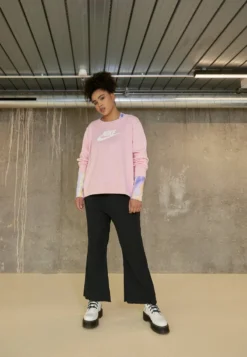 Nike Sportswear PANT - Stoffhose - Black/white -Angebote Stil Tage Store f4bc358b52ce4cbaba175c913ba87ec2