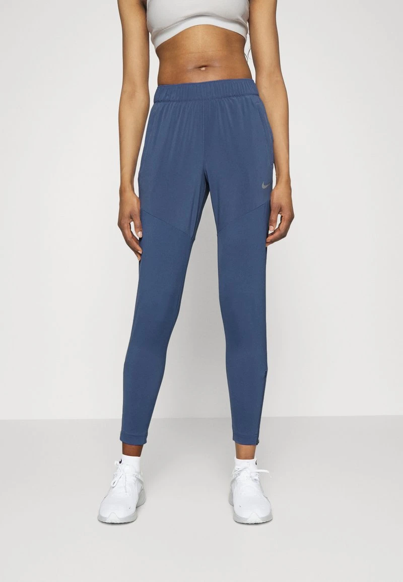 Nike Performance ESSENTIAL PANT - Jogginghose - Diffused Blue/silver 1 Nike Performance ESSENTIAL PANT - Jogginghose - Diffused Blue/silver